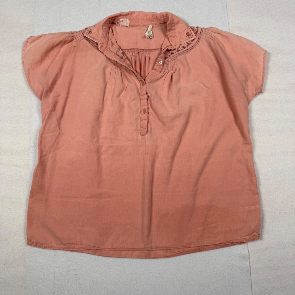 Vintage 70s Sears JR Bazaar Coral Pink Short Sleeve Embroidered Blouse Womens L